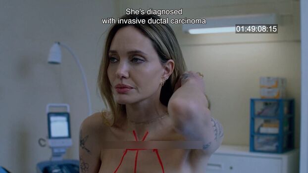 Full leaked Angelina jolie private onlyfans photo