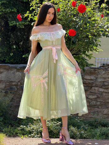 Full leaked Angelina private photo