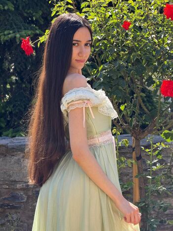 Full leaked Angelina private photo