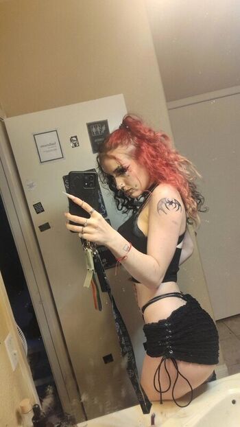 Full leaked Angelwingsmayy private photo