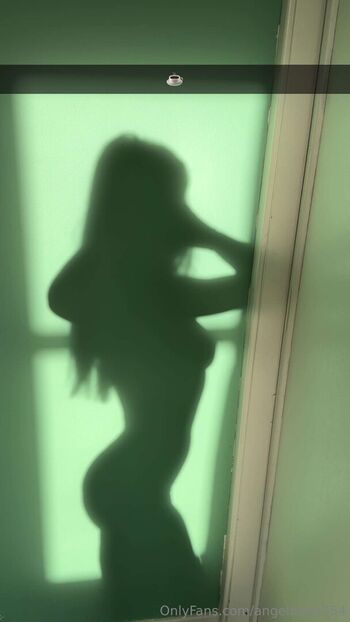 Full leaked Angelxxx private onlyfans photo