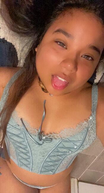 Full leaked Angie arbaiza private photo