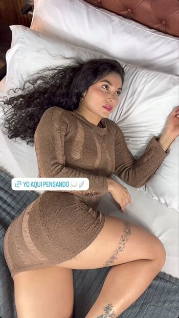 Full leaked Angie suz private photo