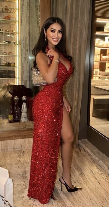 Full leaked Angie vuha private photo