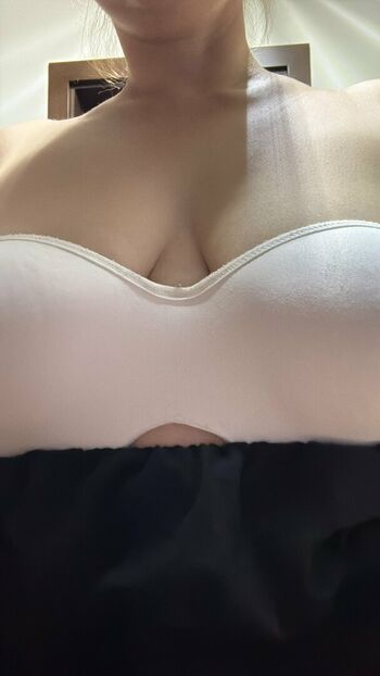 Full leaked Angiecoah private photo