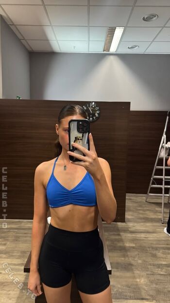 Full leaked Anica zimmermann private photo