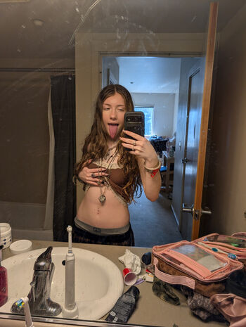 Full leaked Anicia leon private photo