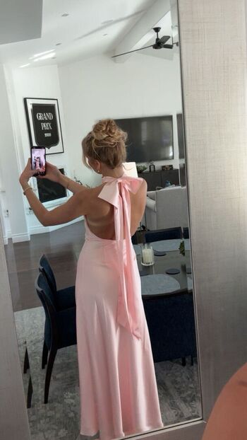 Full leaked Aniela leon page private onlyfans photo