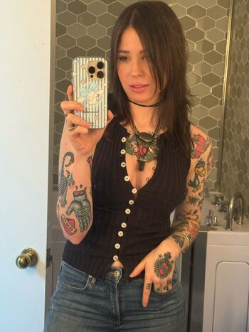 Full leaked Anisa jomha private photo