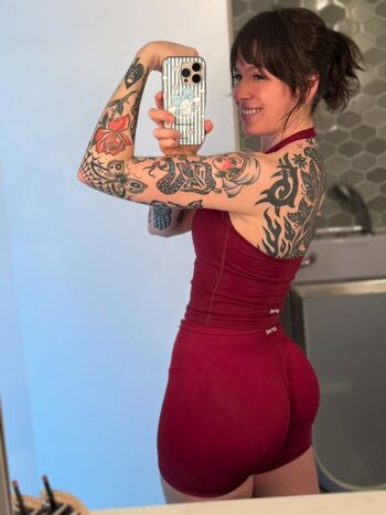 Full leaked Anisa jomha private photo