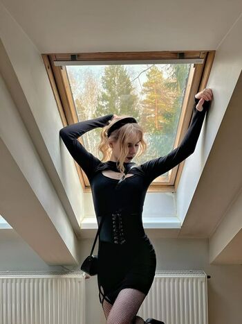 Full leaked Anita raev private photo