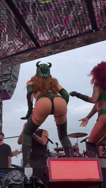 Full leaked Anitta  page private onlyfans photo