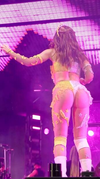 Full leaked Anitta  page private onlyfans photo