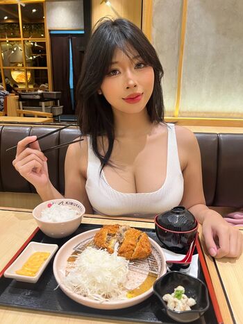 Full leaked Anizu chie page private onlyfans photo