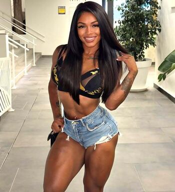 Anlly Saenz