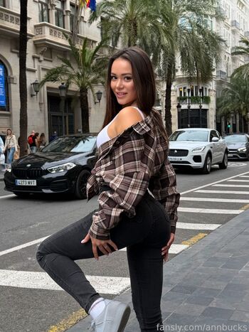 Full leaked Ann bucks private onlyfans photo