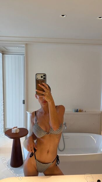 Full leaked Ann kathrin gtze private photo