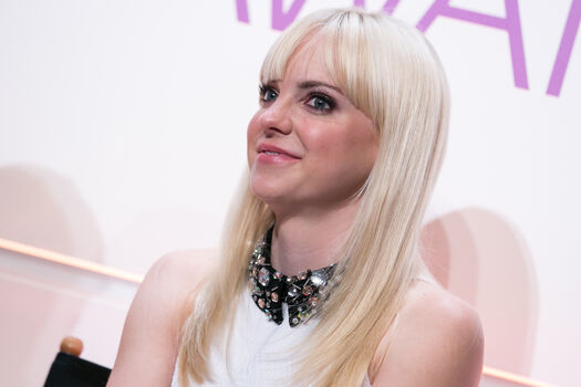 Full leaked Anna faris page private photo