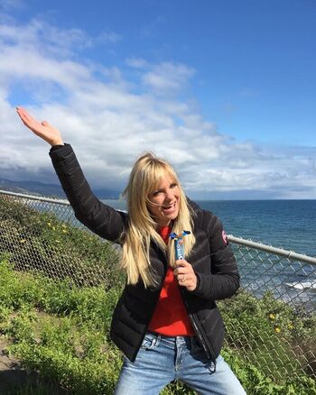 Full leaked Anna faris private photo
