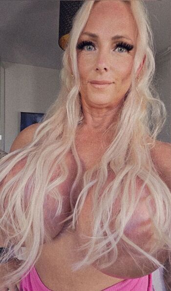 Full leaked Anna karnebo private photo