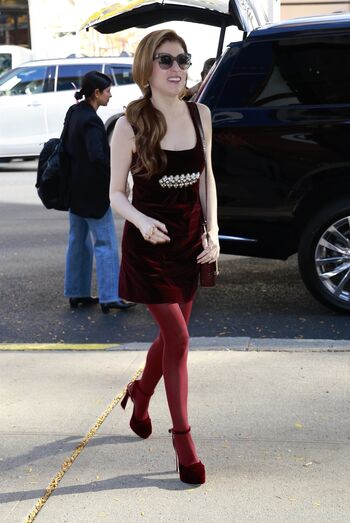 Full leaked Anna kendrick private photo