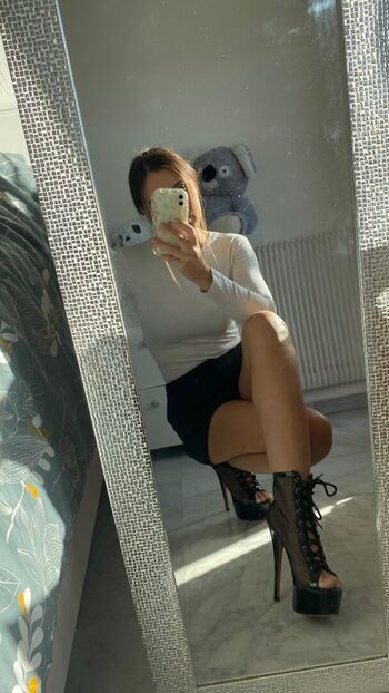 Full leaked Anna mancini private onlyfans photo