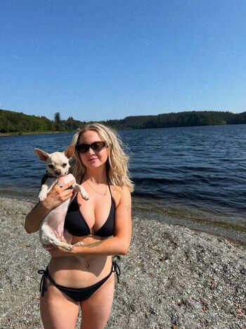 Full leaked Anna shields private onlyfans photo