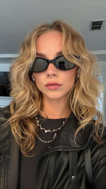 Full leaked Anna shumate page private photo
