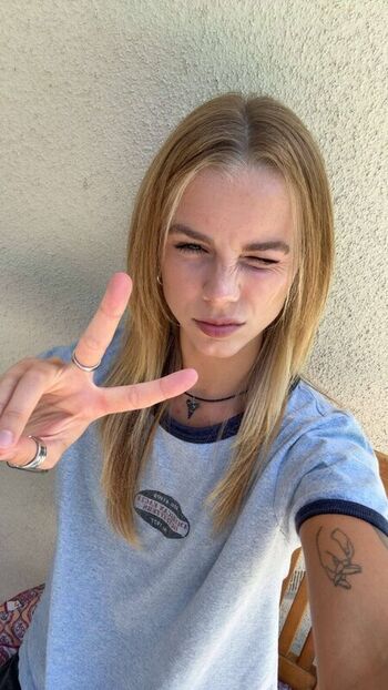 Full leaked Anna shumate page private photo