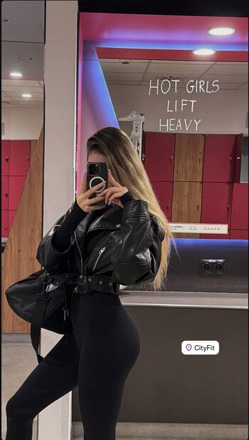 Full leaked Anna stoliar private onlyfans photo