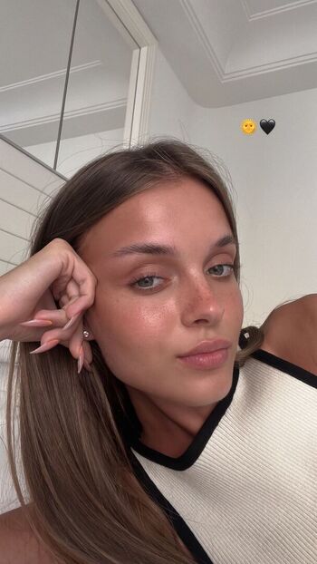 Full leaked Anna zak private photo