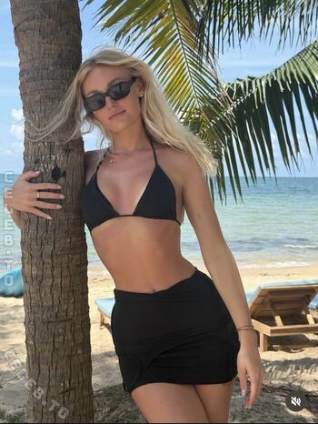 Full leaked Annaauroraegger private onlyfans photo