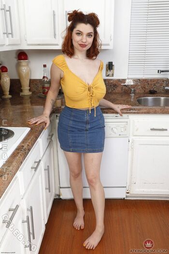 Full leaked Annabel red page private photo