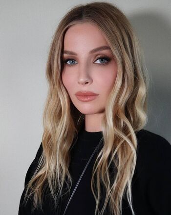 Full leaked Annabelle wallis private photo