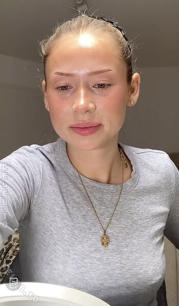 Full leaked Annakph private onlyfans photo