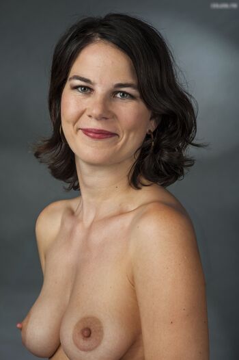 Full leaked Annalena baerbock private photo