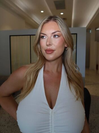 Full leaked Annaliese gann private photo