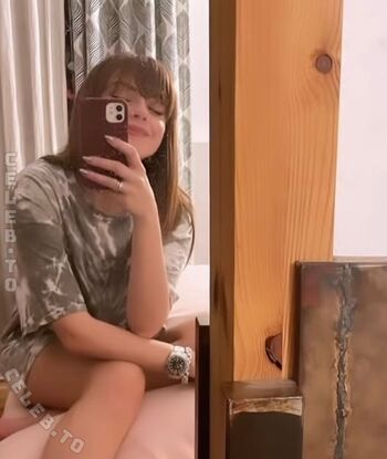 Full leaked Annalisaufficiale private onlyfans photo