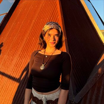 Annalise Schmilinsky