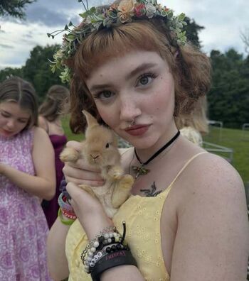 Full leaked Annaliseelliot private photo