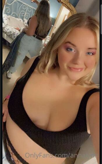 Full leaked Annalynn private photo