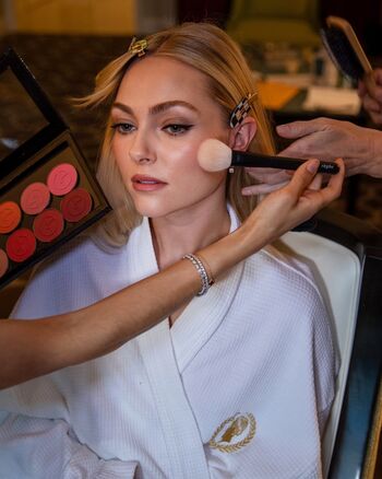 Full leaked Annasophia robb private photo