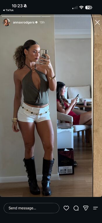 Full leaked Annaxrodgers private photo