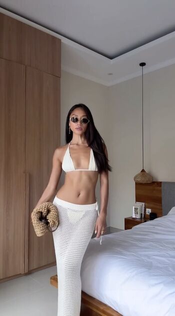 Full leaked Anne ale page private onlyfans photo