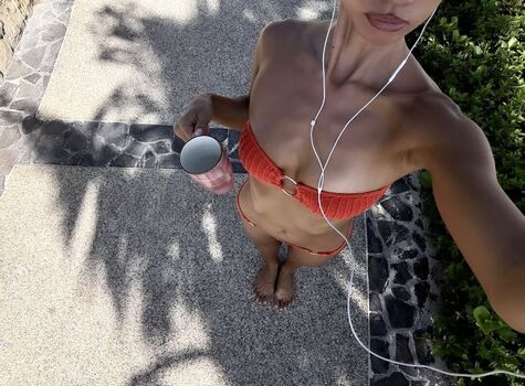 Full leaked Anne ale page private onlyfans photo