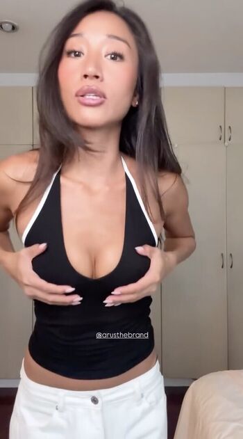 Full leaked Anne ale private onlyfans photo