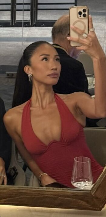 Full leaked Anne ale page private photo
