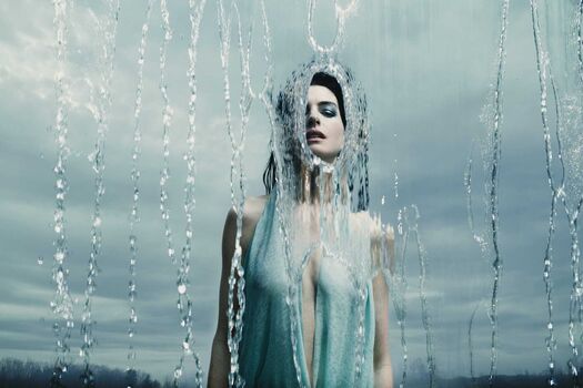 Full leaked Anne hathaway private photo