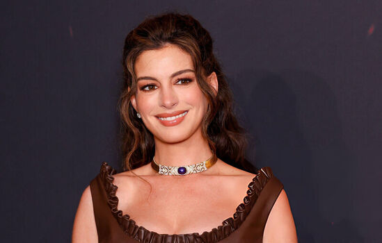 Full leaked Anne hathaway page private photo