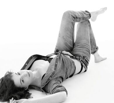 Full leaked Anne hathaway page private photo